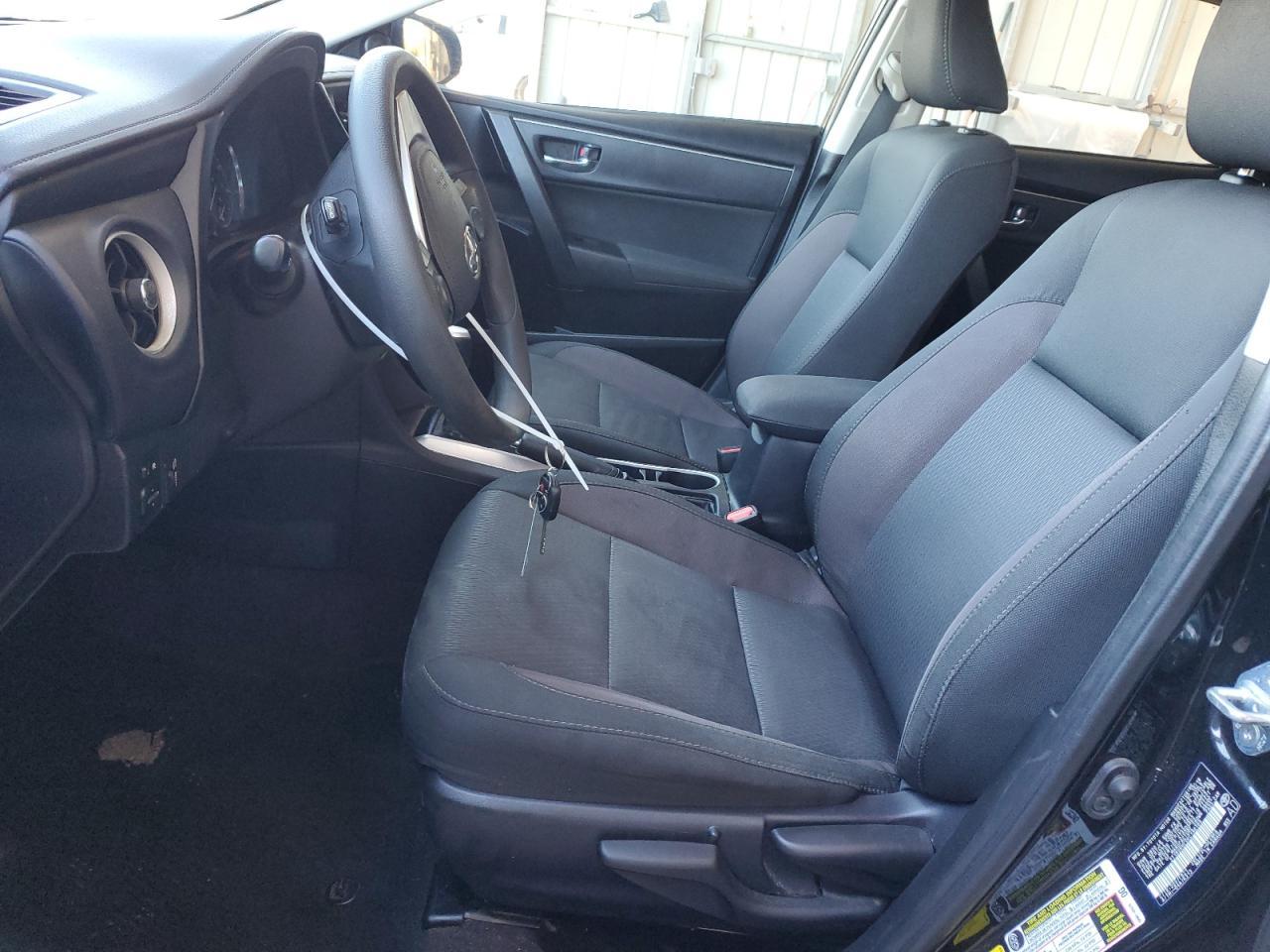 2019 TOYOTA COROLLA L - Фото 7