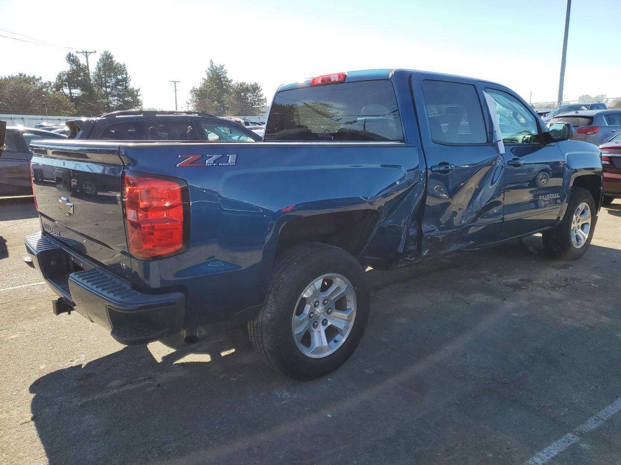 2018 CHEVROLET SILVERADO - Фото 3