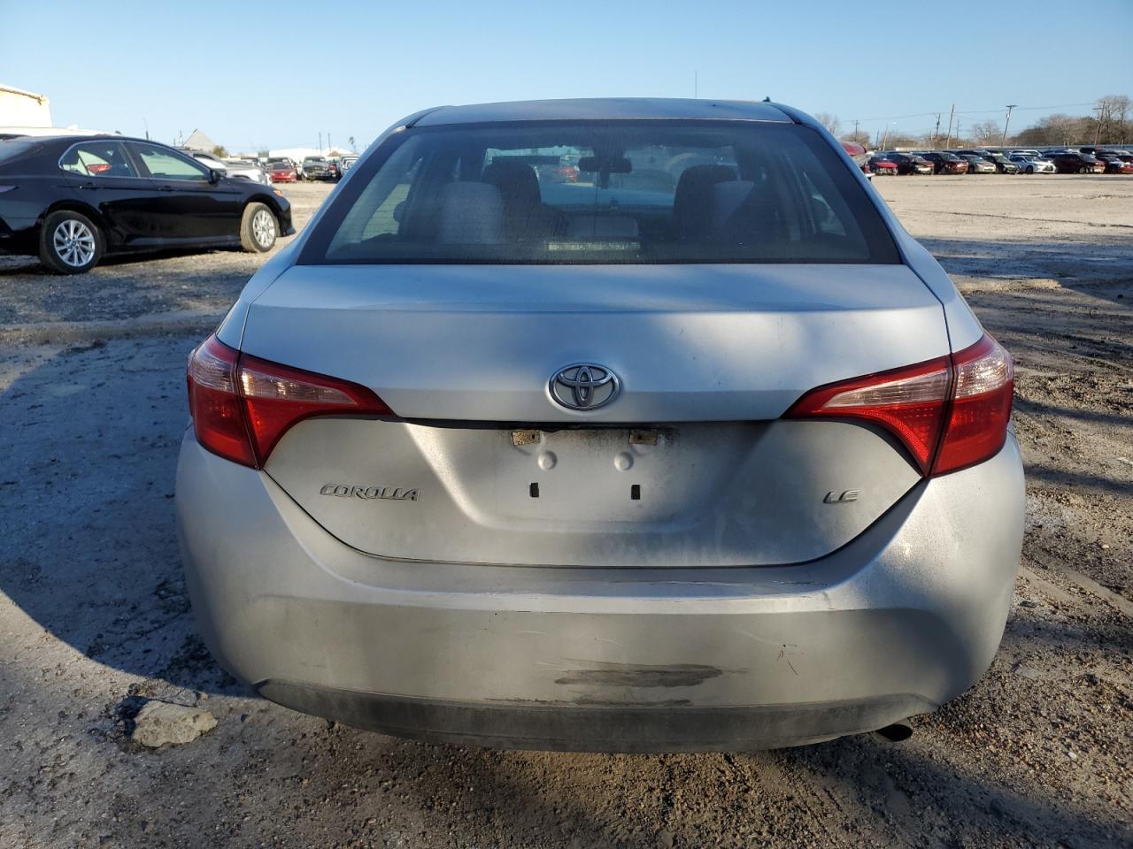 2018 TOYOTA COROLLA L - Image 6
