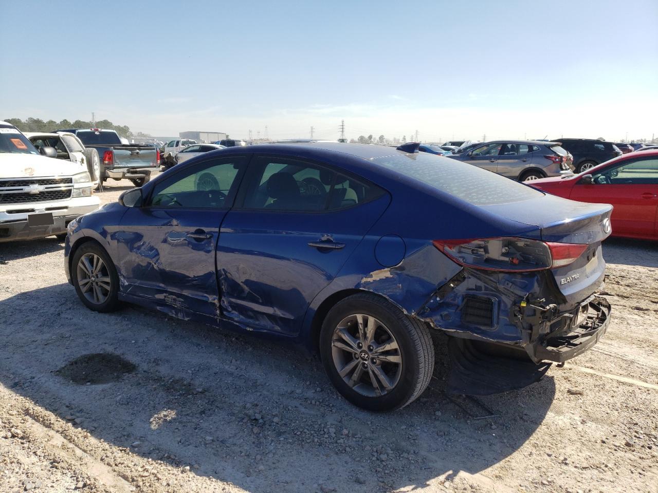 2018 HYUNDAI ELANTRA SE - Фото 2