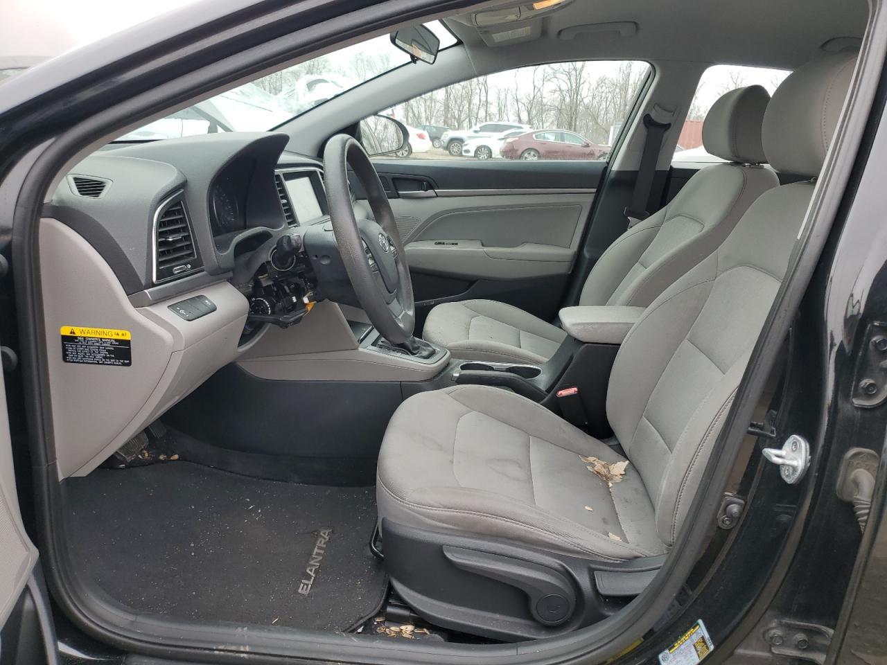 2017 HYUNDAI ELANTRA SE - Фото 7