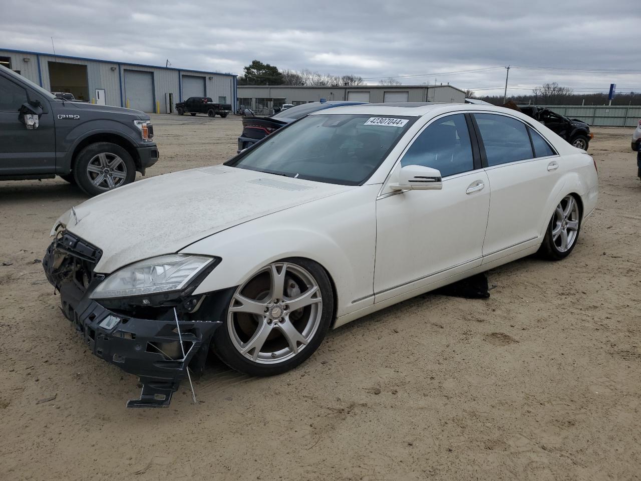 2013 MERCEDES-BENZ S 550 car image