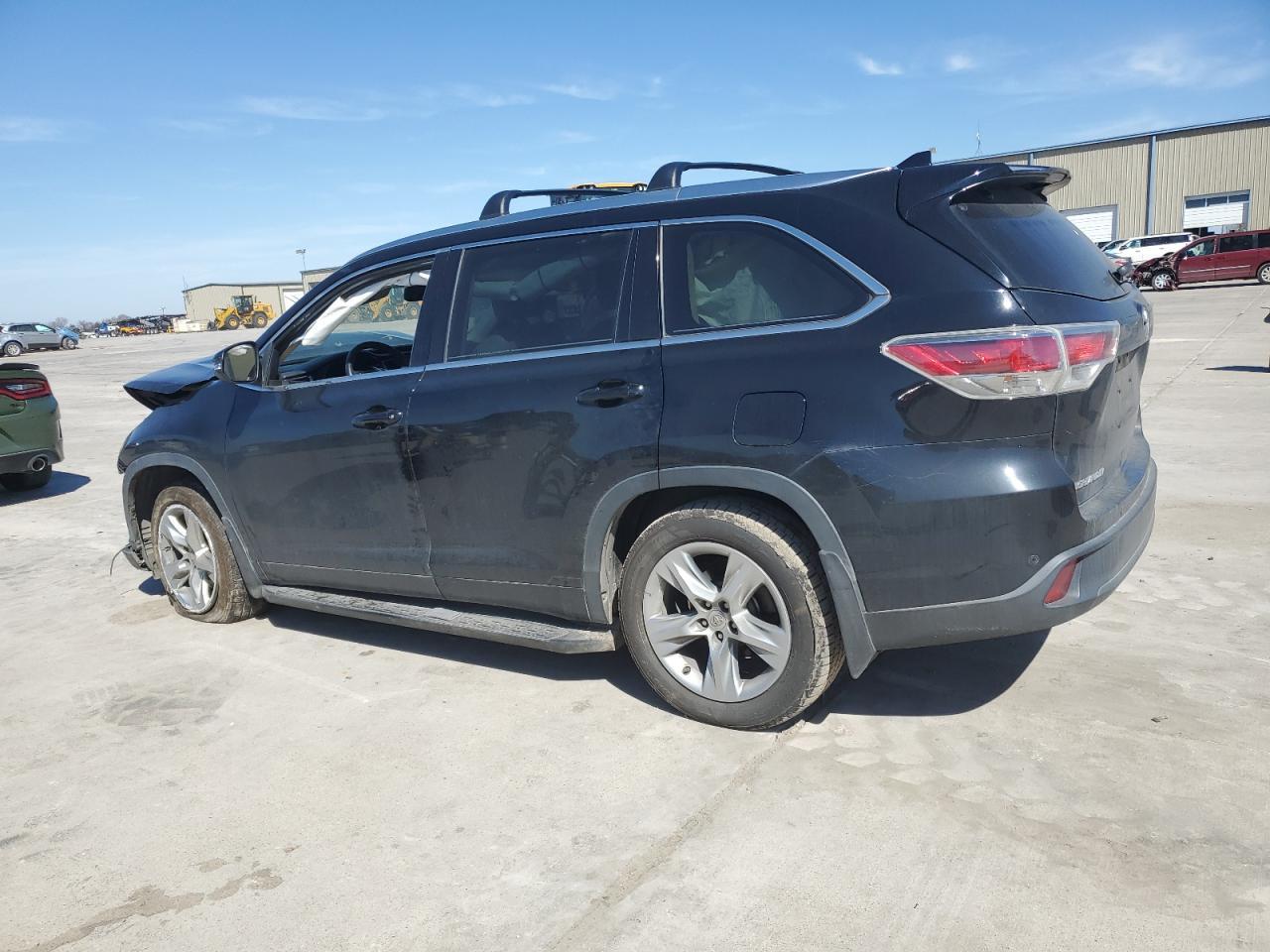 2014 TOYOTA HIGHLANDER - Image 2