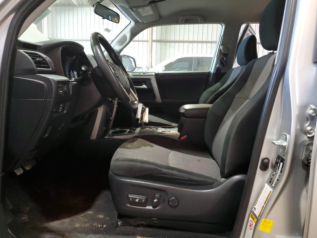 2019 TOYOTA 4RUNNER SR - Фото 7