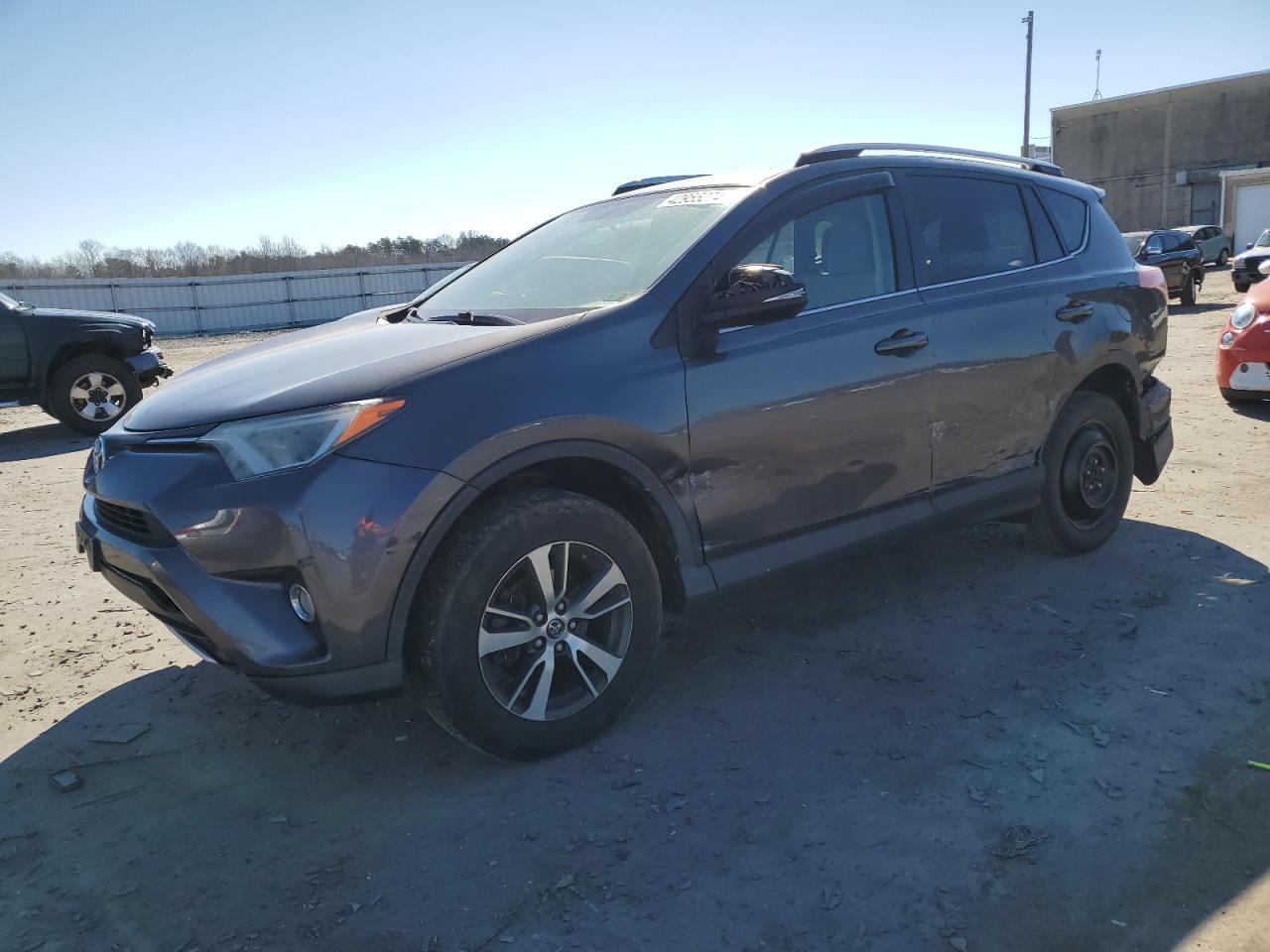 2016 TOYOTA RAV4 XLE
