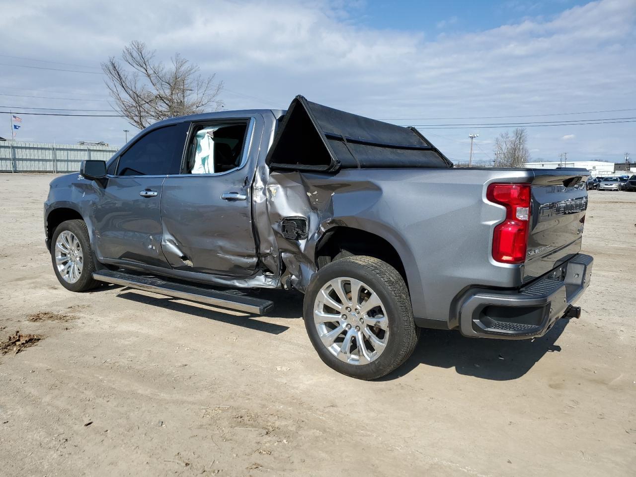 2021 CHEVROLET SILVERADO - Image 2