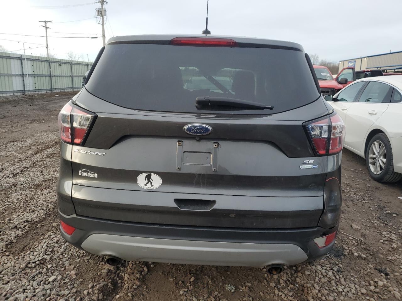 2017 FORD ESCAPE SE - Фото 6