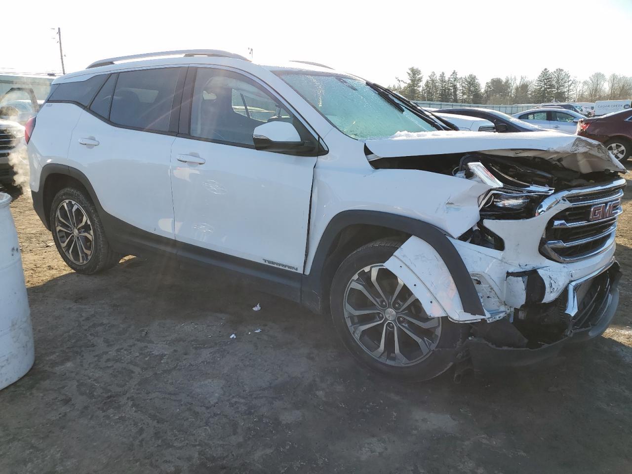 2019 GMC TERRAIN SL - Image 4