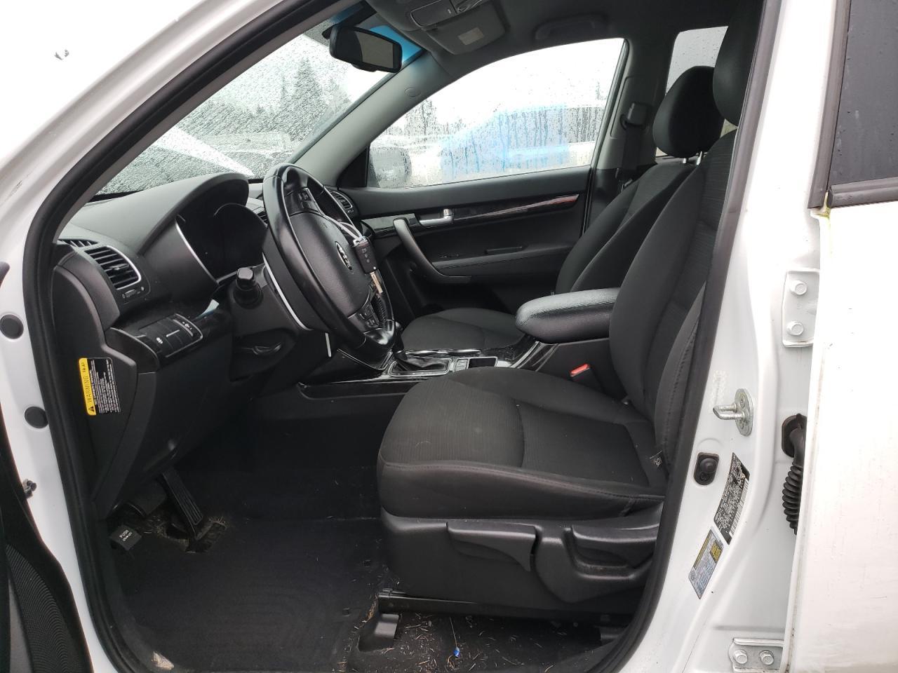 2015 KIA SORENTO LX - Image 7