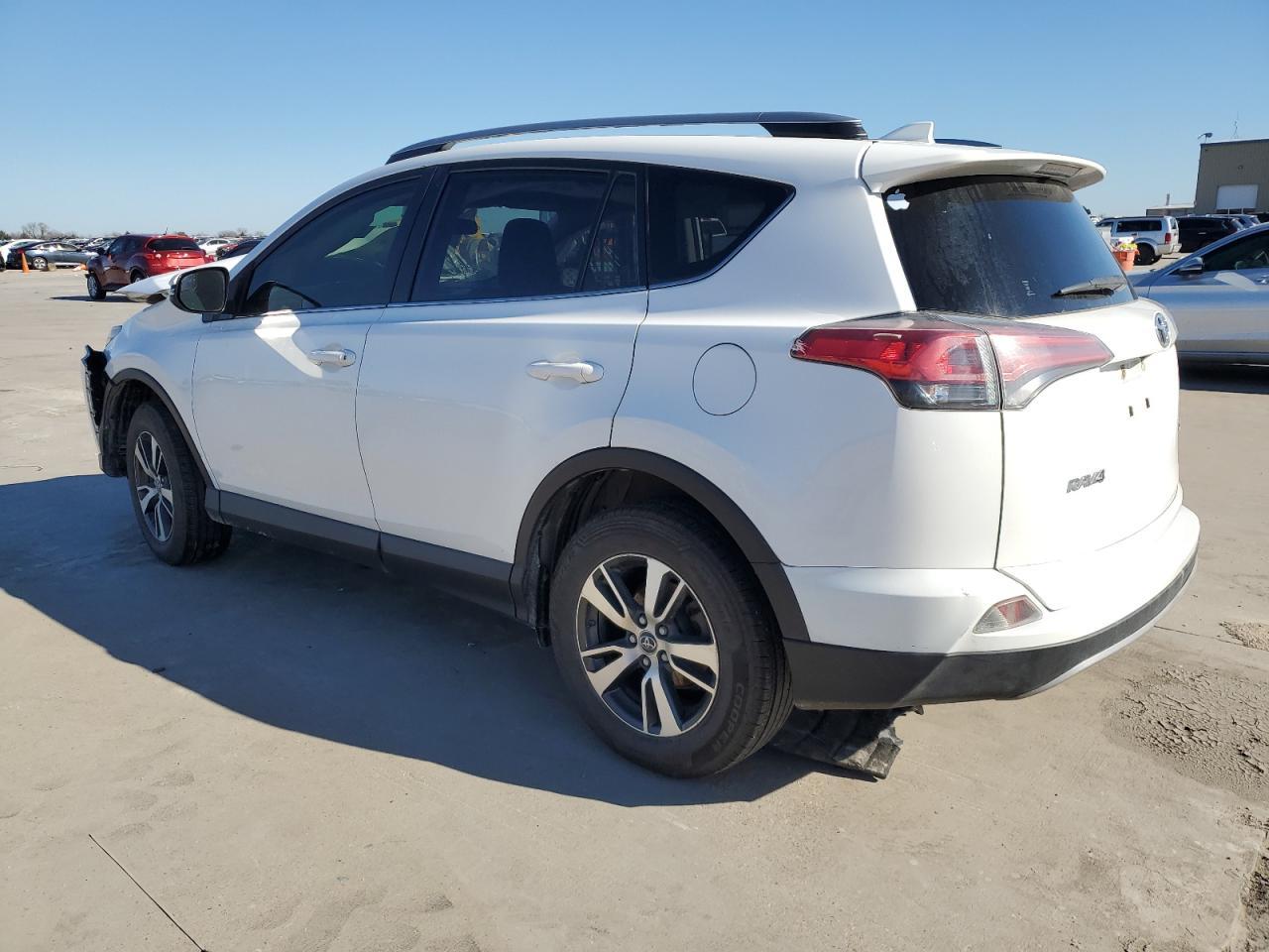 2017 TOYOTA RAV4 XLE - Image 2