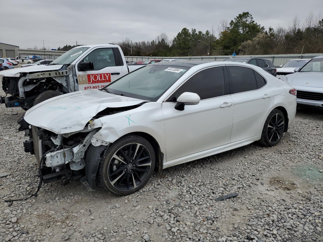 2020 TOYOTA CAMRY XSE car image