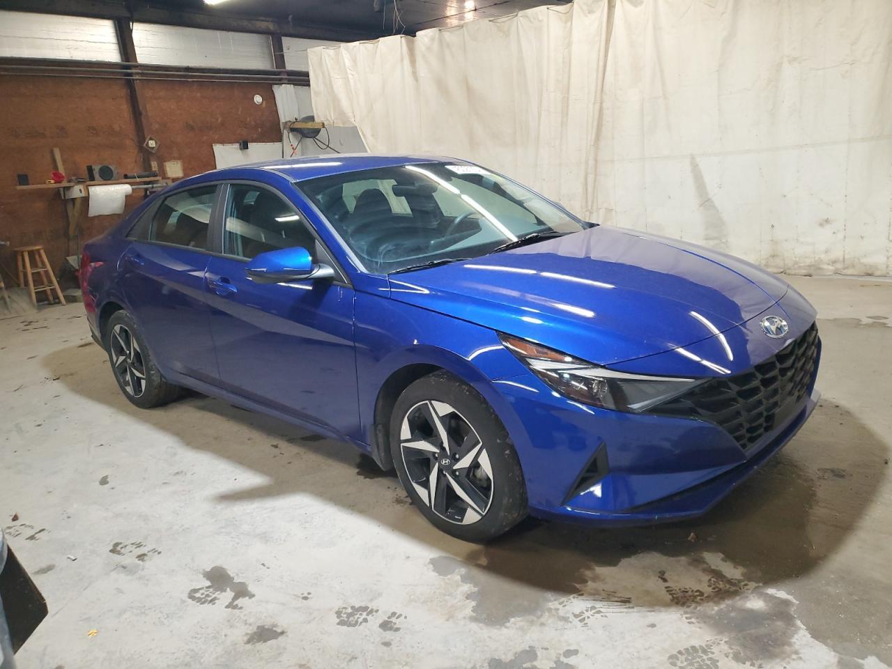 2023 HYUNDAI ELANTRA SE - Image 4