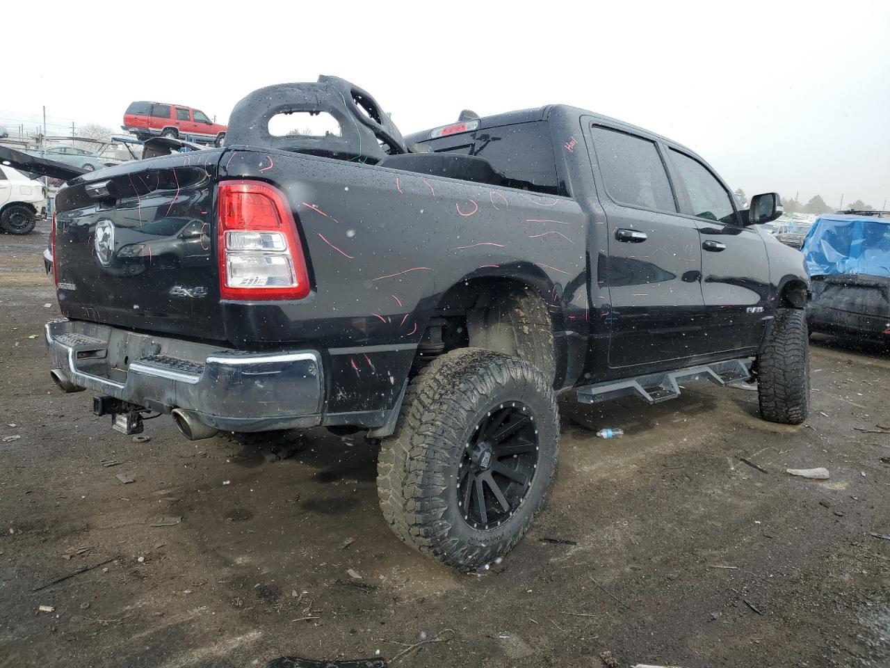 2019 RAM 1500 BIG H - Фото 3