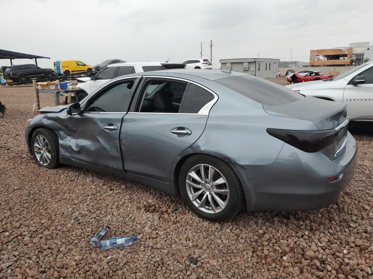 2015 INFINITI Q50 BASE - Фото 2