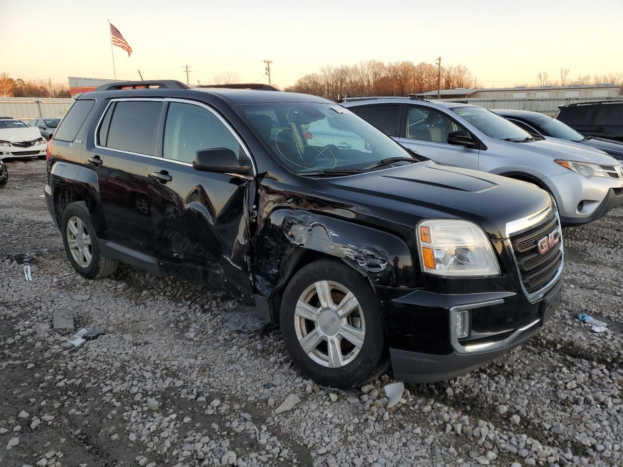 2016 GMC TERRAIN SL - Image 4