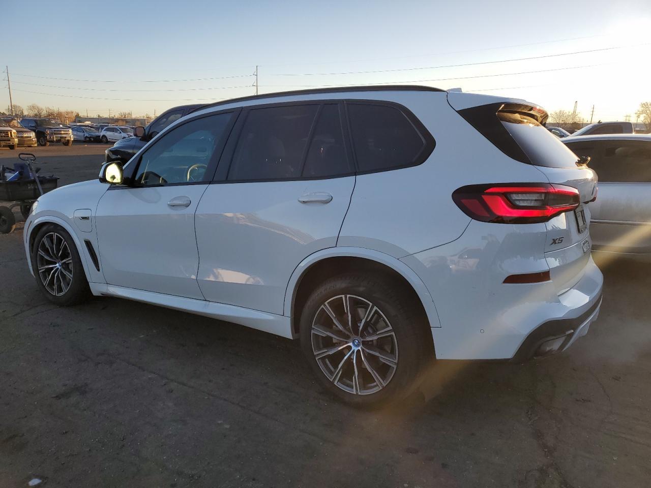 2023 BMW X5 XDRIVE4 - Фото 2