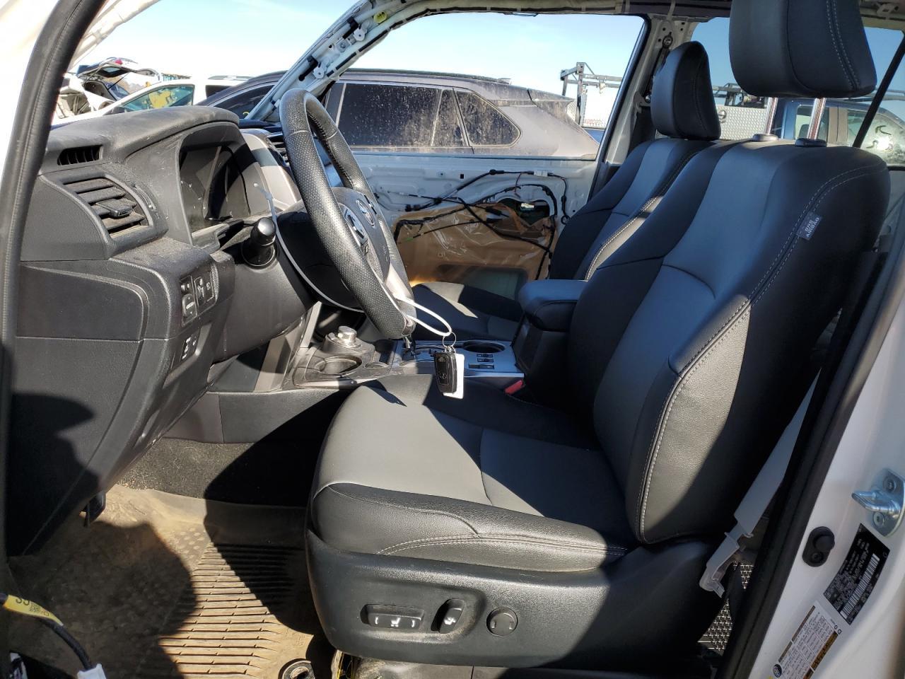 2022 TOYOTA 4RUNNER SR - Image 7
