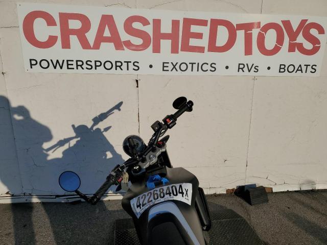 2019 Husqvarna Svartpilen 701 - Фото 5