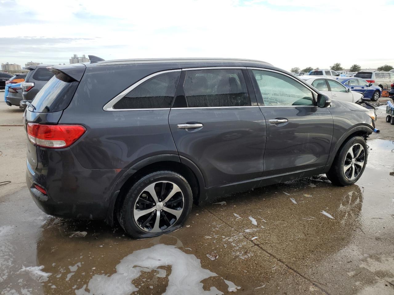 2016 KIA SORENTO EX - Image 3