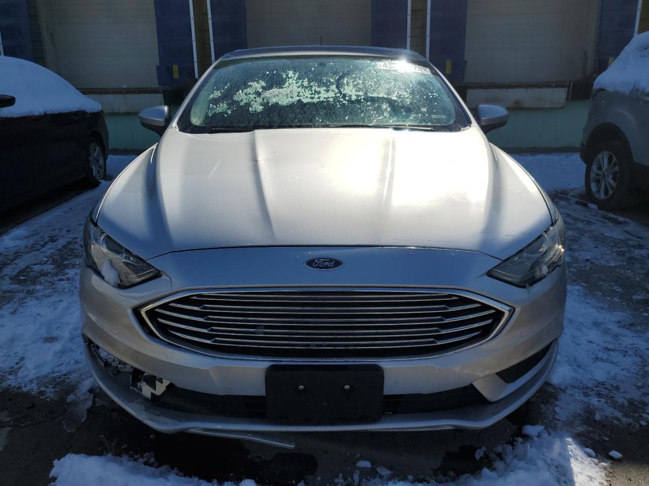 2017 FORD FUSION SE - Фото 5