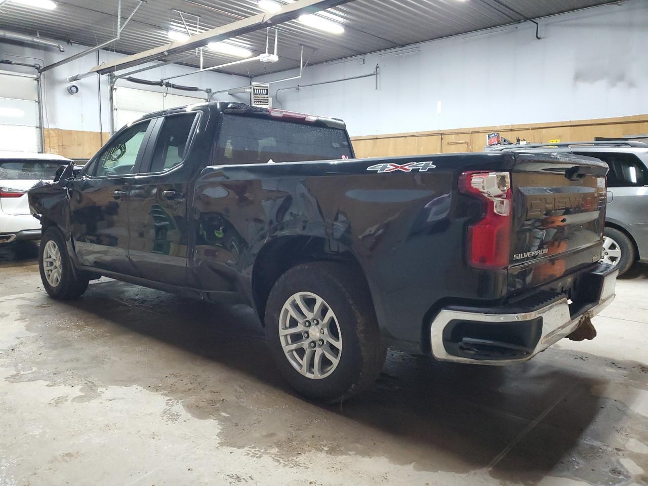2020 CHEVROLET SILVERADO - Image 2