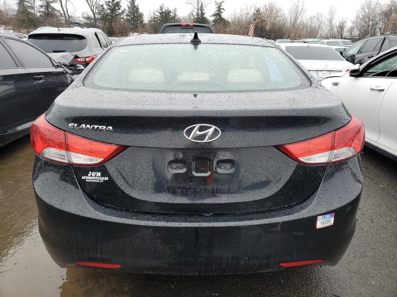 2013 HYUNDAI ELANTRA GL - Image 6