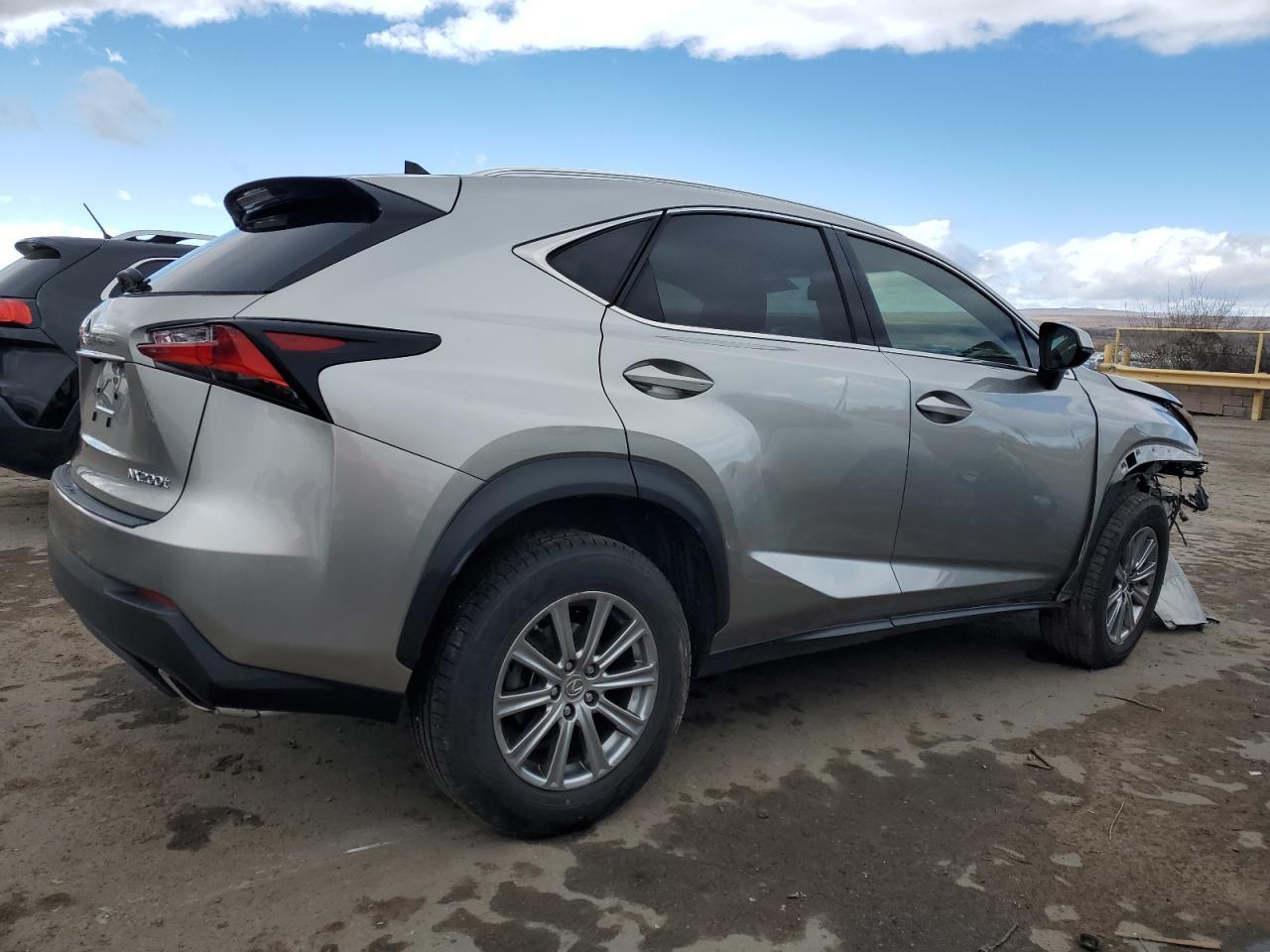 2016 LEXUS NX 200T BA - Фото 3