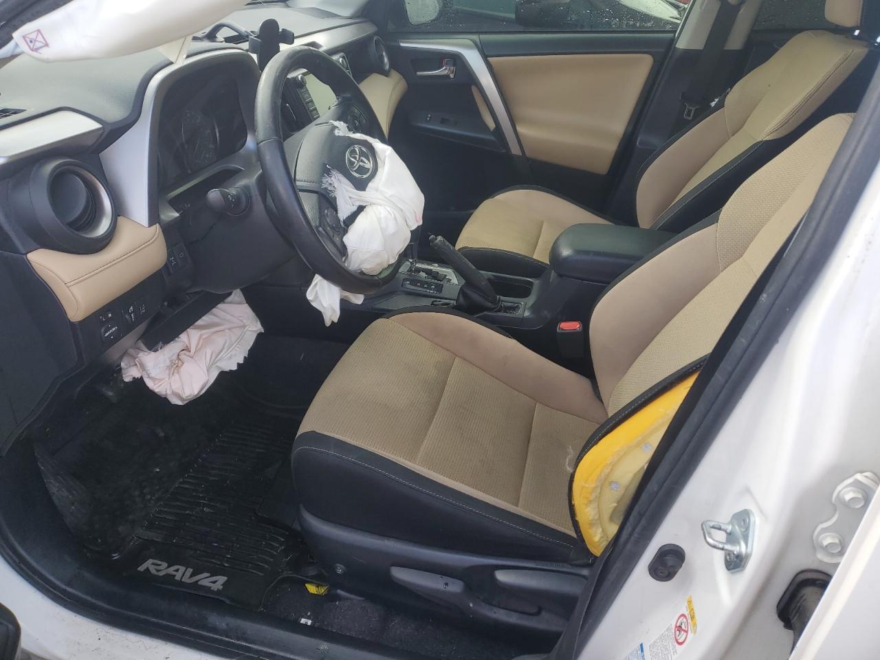 2017 TOYOTA RAV4 XLE - Image 7
