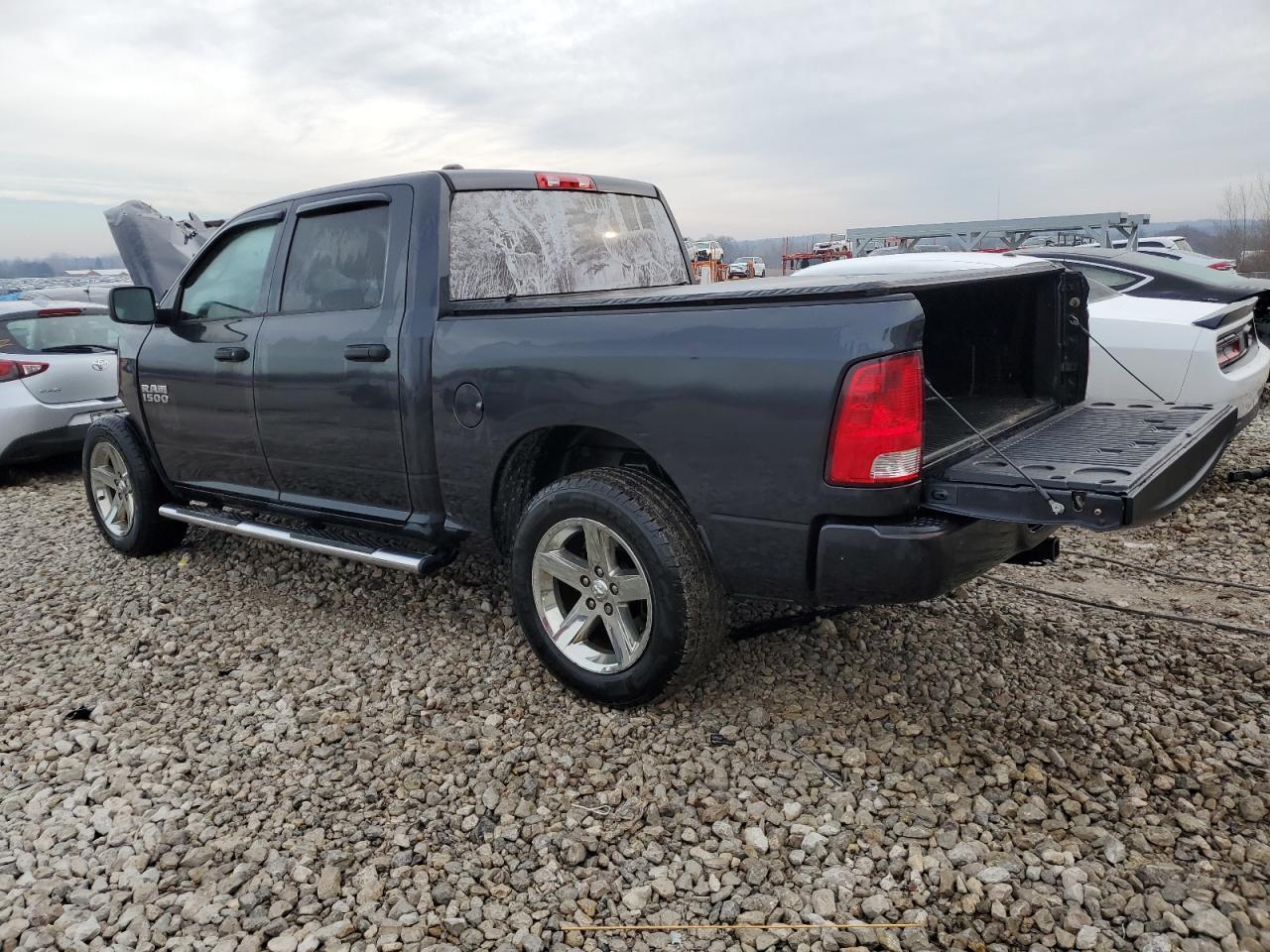 2014 RAM 1500 ST - Фото 2