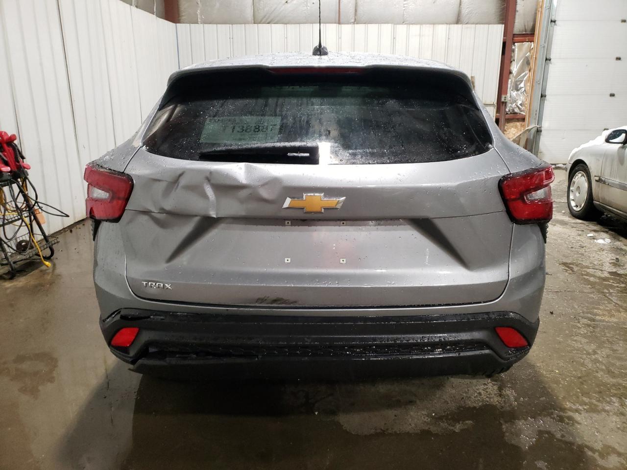 2024 CHEVROLET TRAX LS - Фото 6