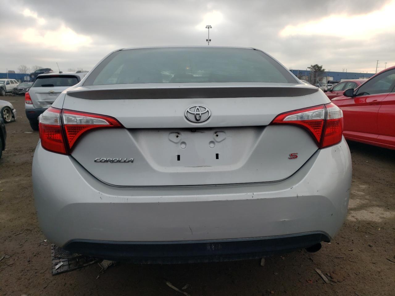 2015 TOYOTA COROLLA L - Фото 6