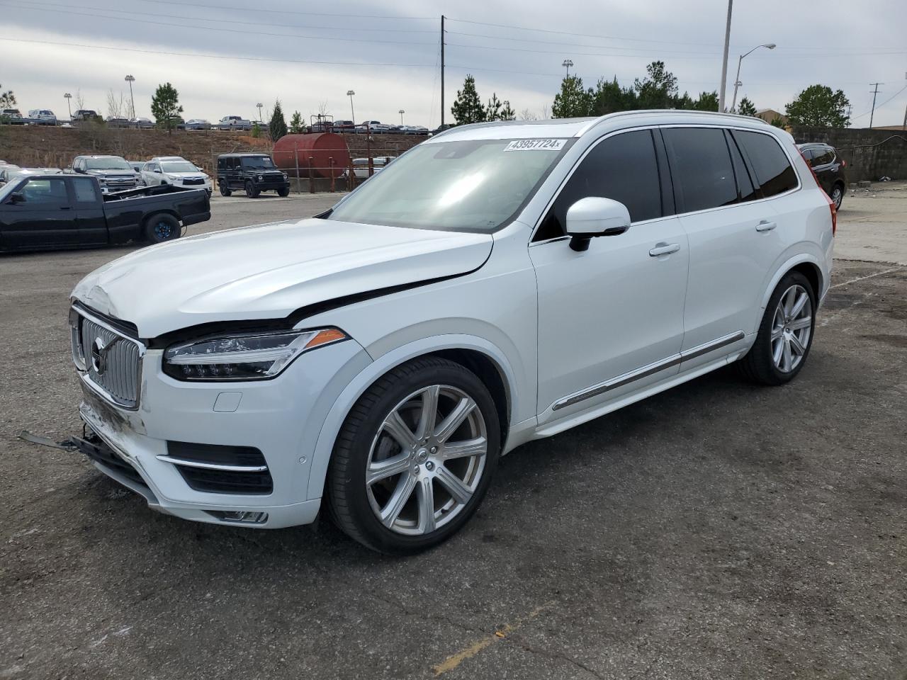 2016 VOLVO XC90 T6