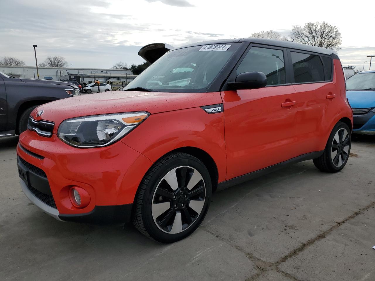 2019 KIA SOUL + car image