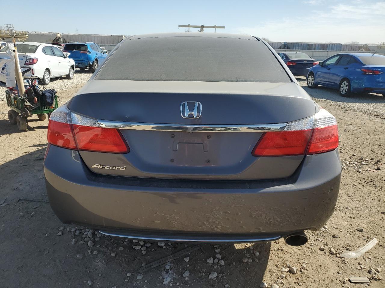 2014 HONDA ACCORD LX - Фото 6