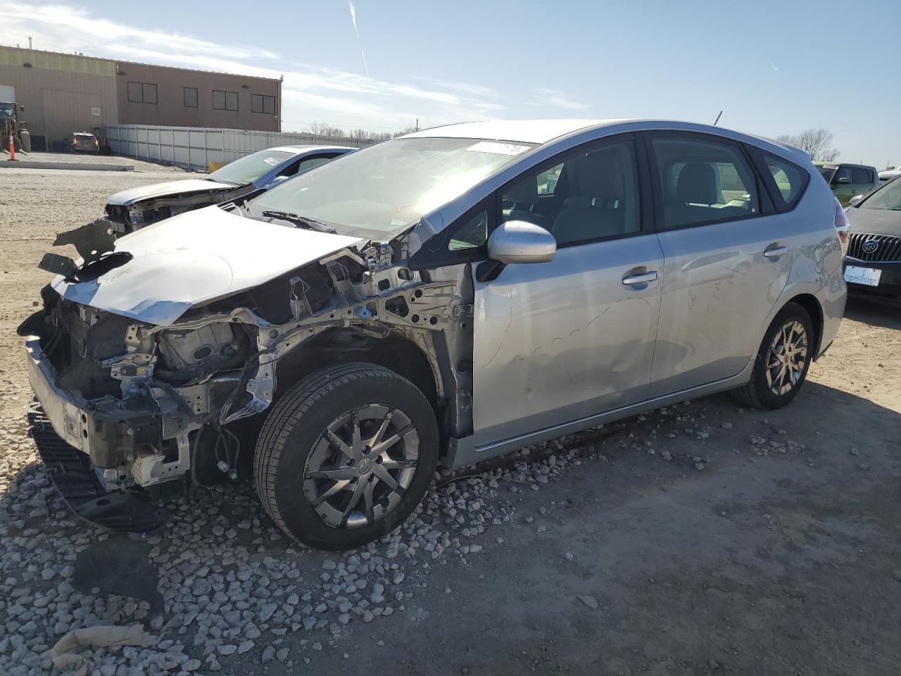 2015 TOYOTA PRIUS V car image