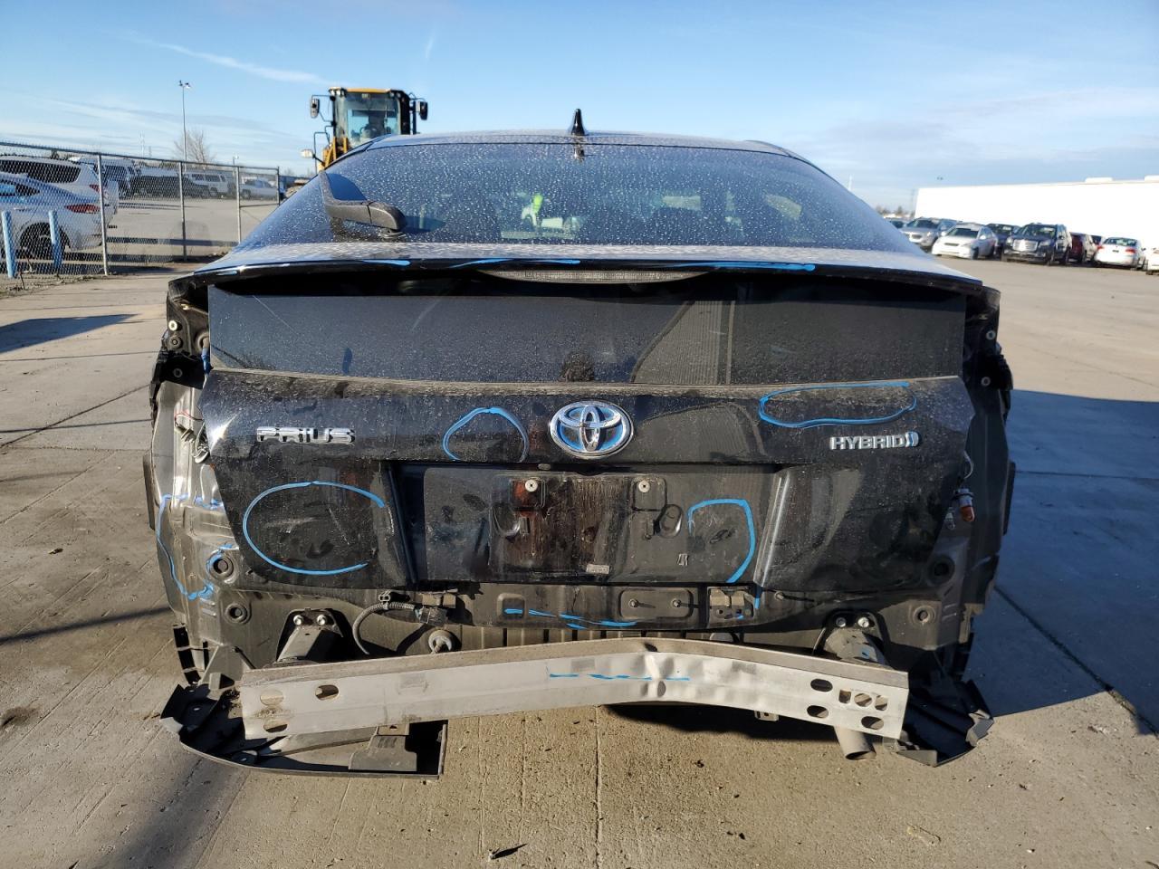 2016 TOYOTA PRIUS - Фото 6