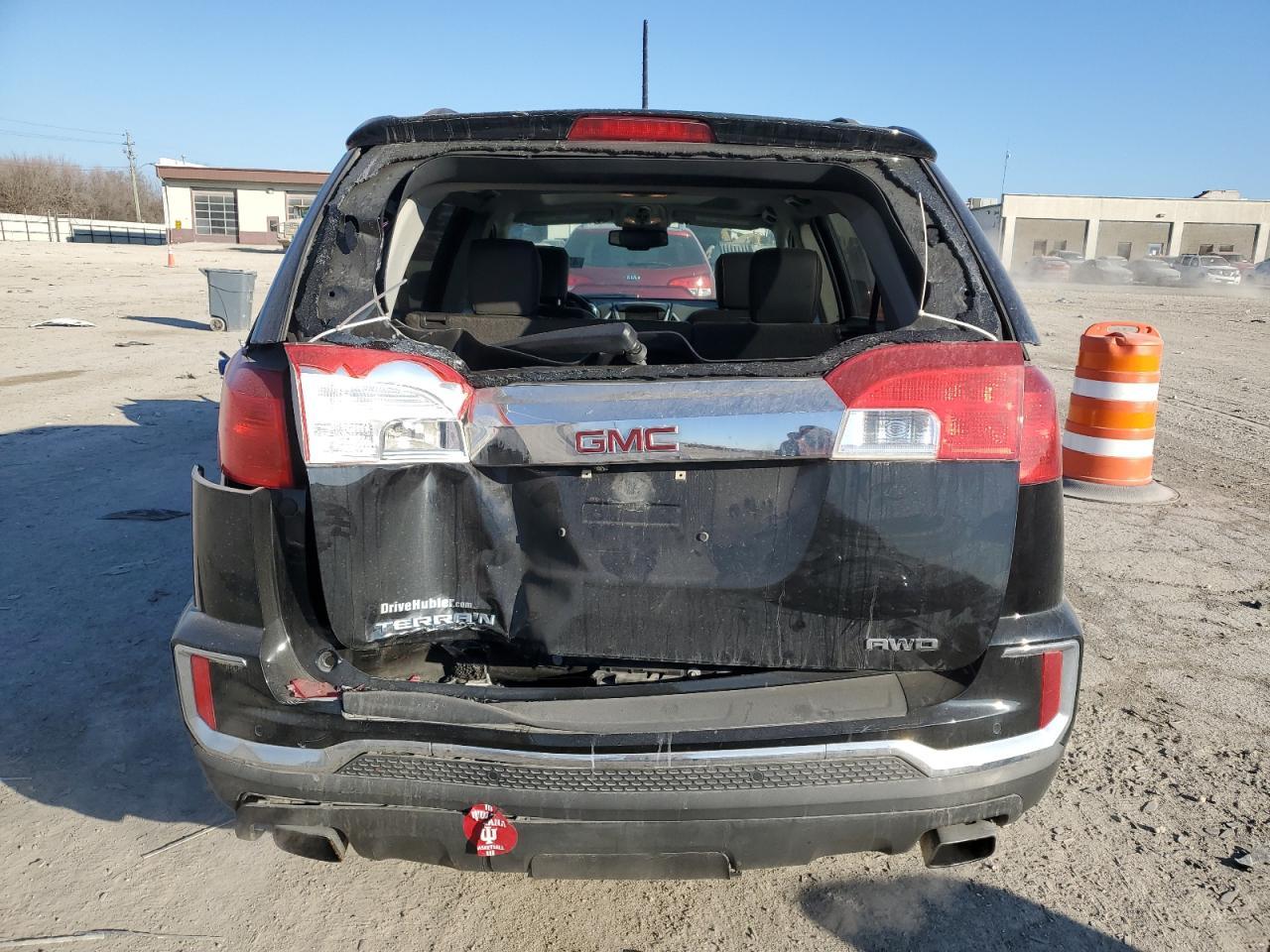 2016 GMC TERRAIN SL - Image 6