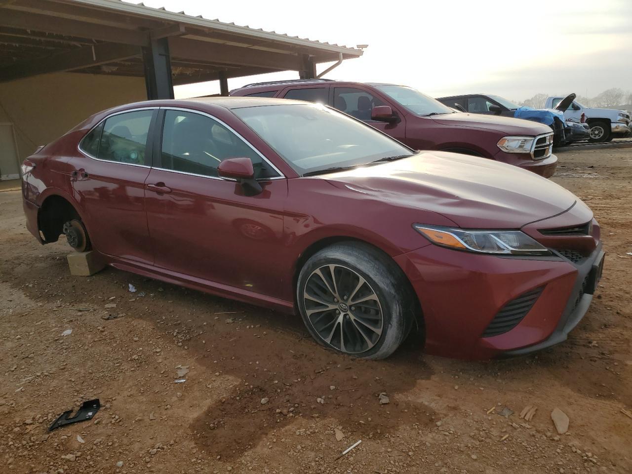2018 TOYOTA CAMRY L - Image 4