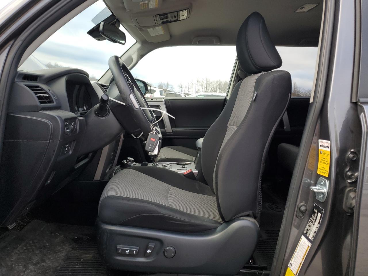 2022 TOYOTA 4RUNNER SR - Image 7