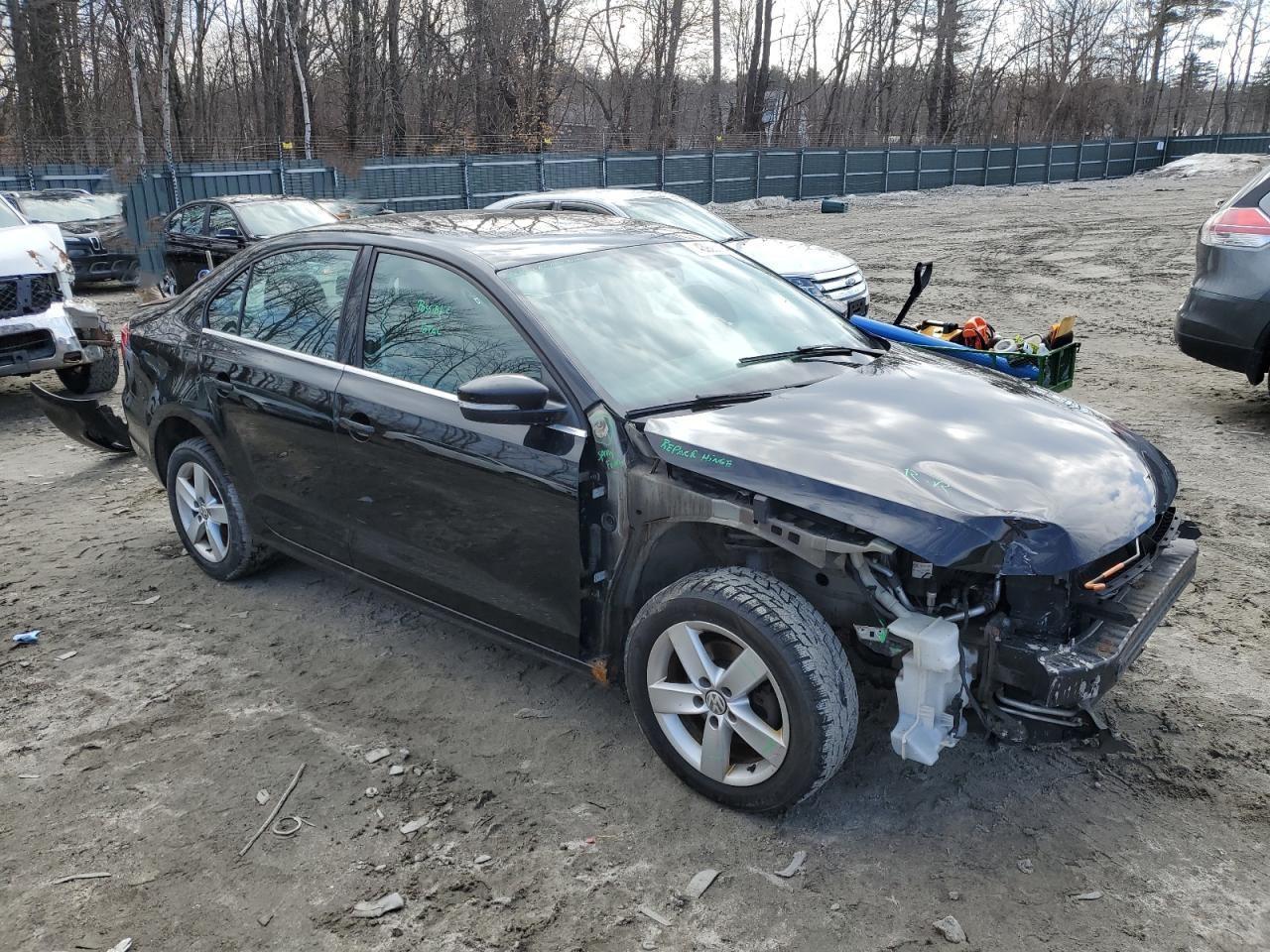 2013 VOLKSWAGEN JETTA TDI - Image 4