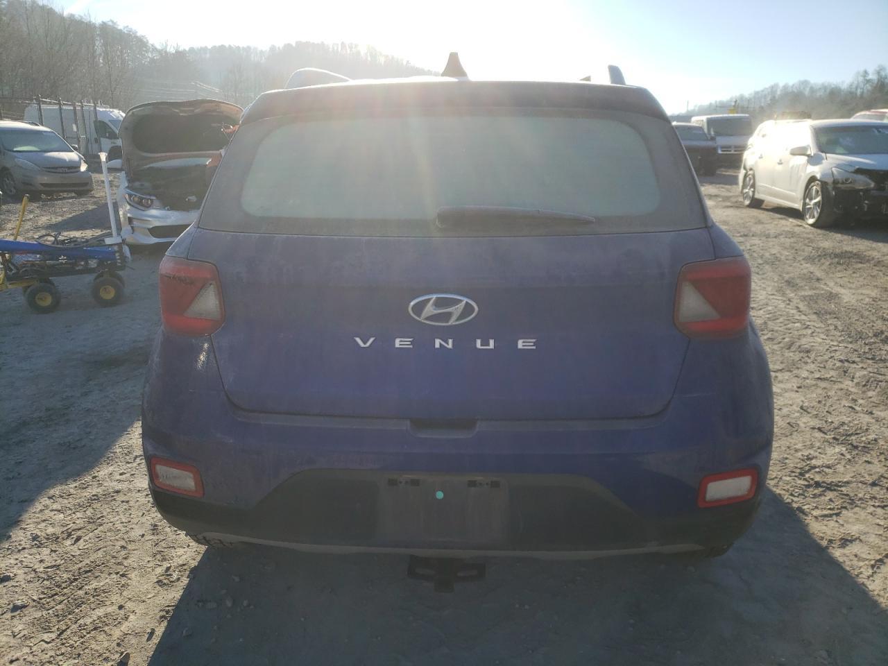 2022 HYUNDAI VENUE SEL - Фото 6