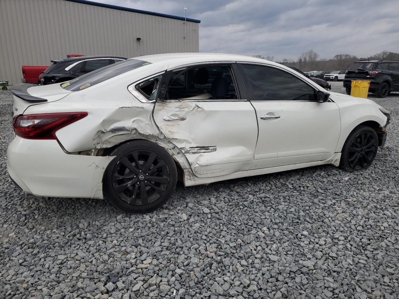2017 NISSAN ALTIMA 2.5 - Image 3