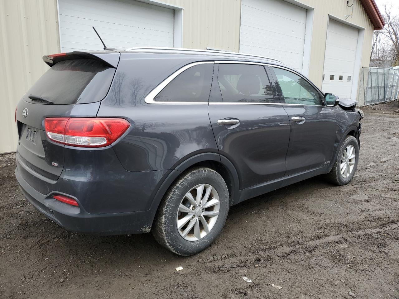 2017 KIA SORENTO LX - Фото 3