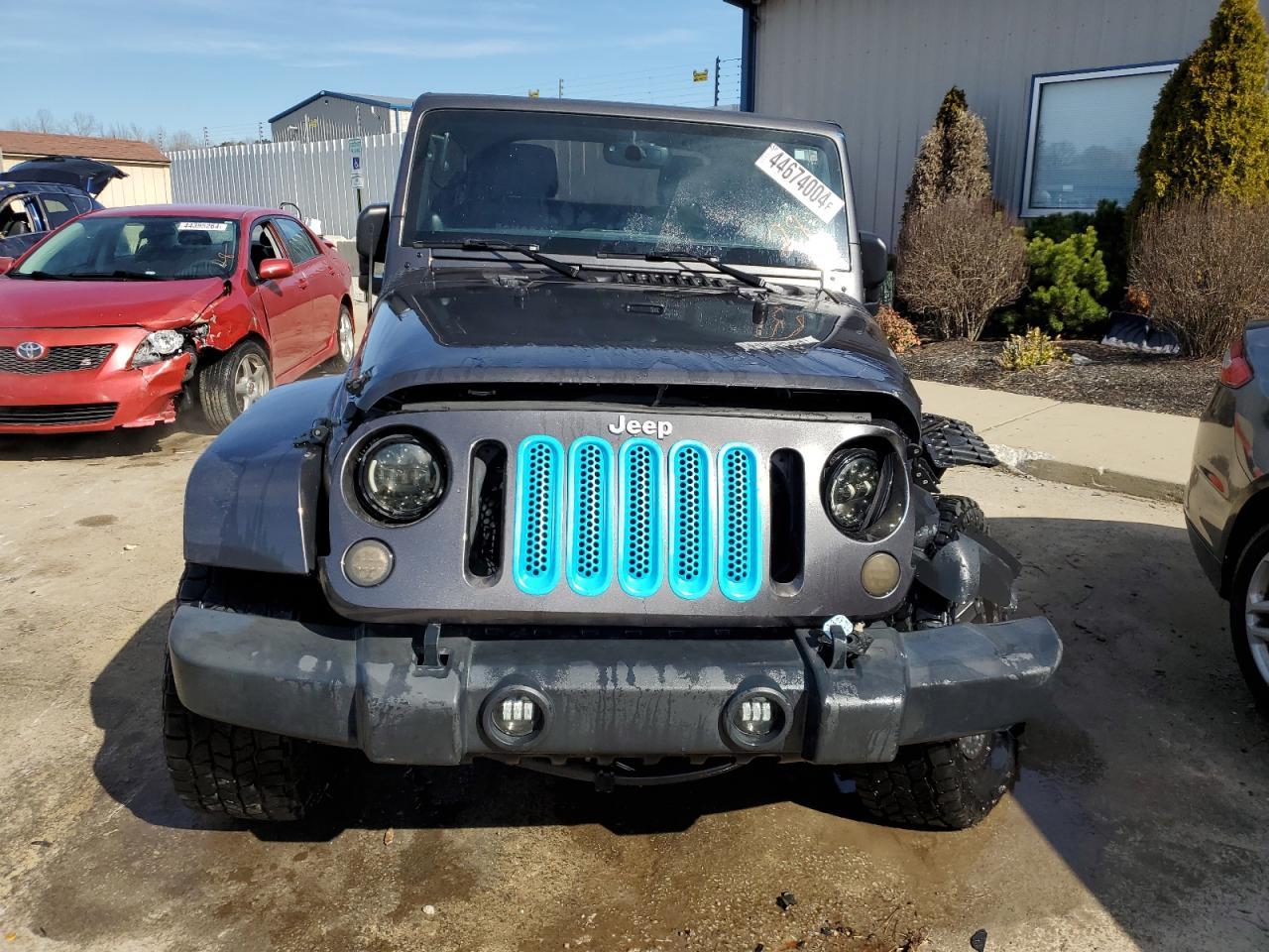 2014 JEEP WRANGLER U - Image 5