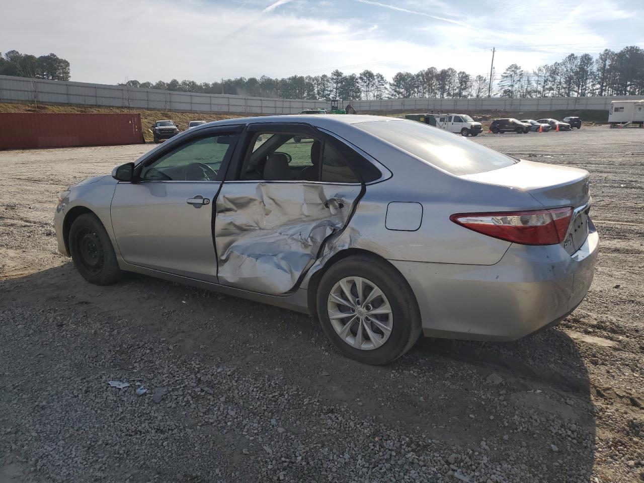 2017 TOYOTA CAMRY LE - Image 2