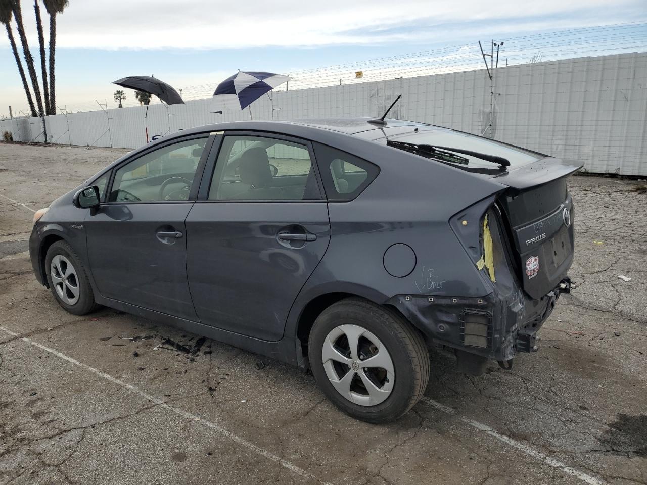 2013 TOYOTA PRIUS - Фото 2