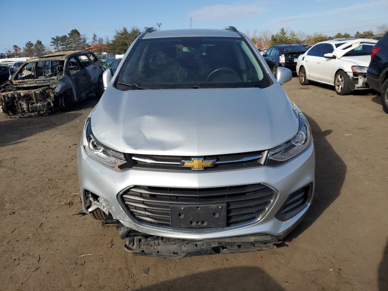 2019 CHEVROLET TRAX 1LT - Фото 5