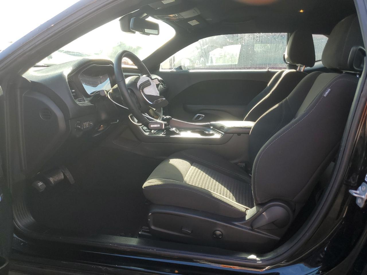 2023 DODGE CHALLENGER - Фото 7