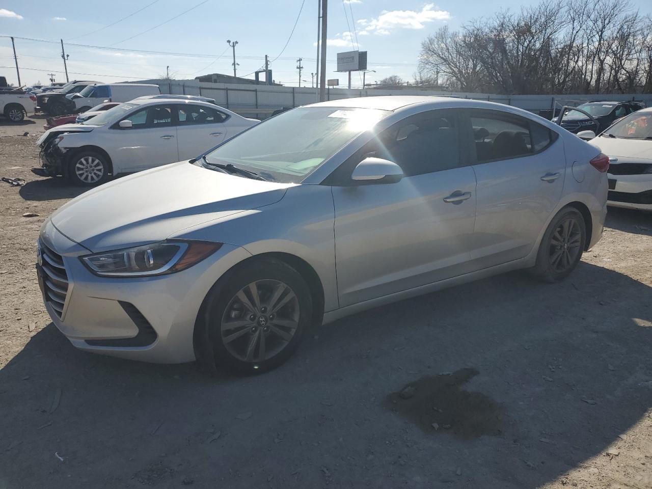 2018 HYUNDAI ELANTRA SE