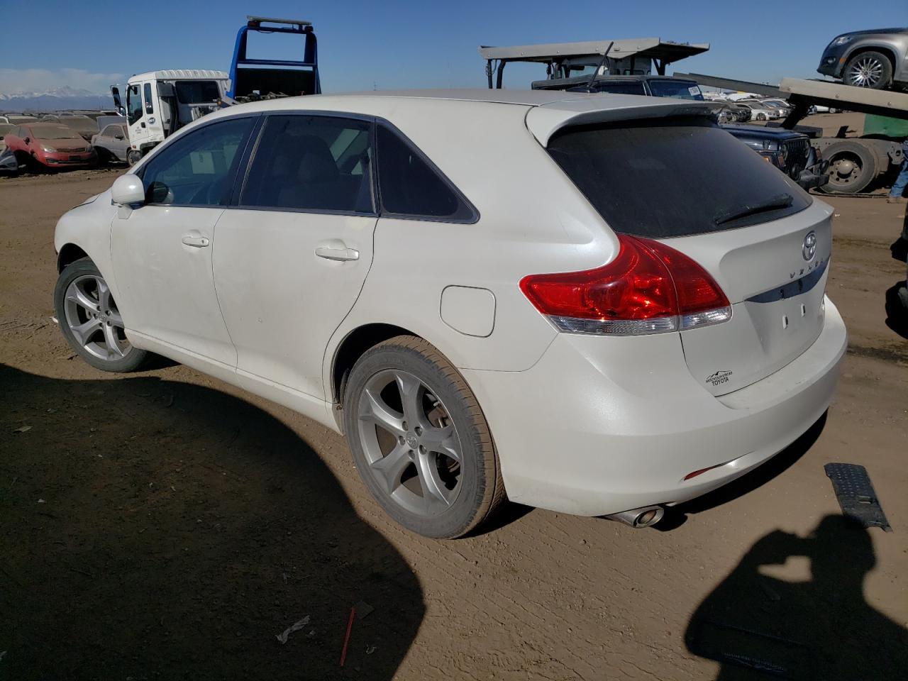 2012 TOYOTA VENZA LE - Фото 2